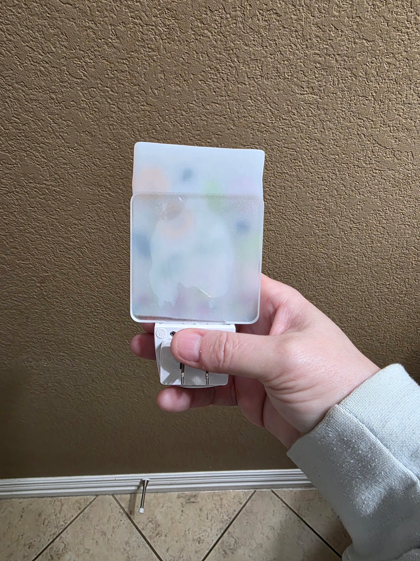 Handmade Fused Glass Garden Nightlight – LED Auto Sensor Flower, Strawberry & Bee Art