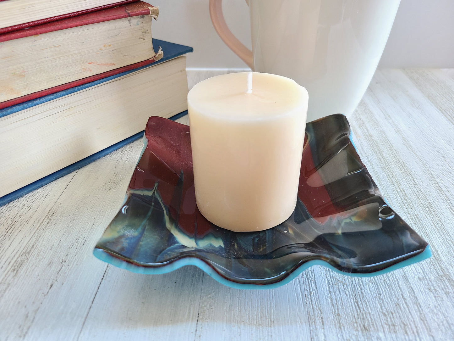 Glass Square Wavy Bowl