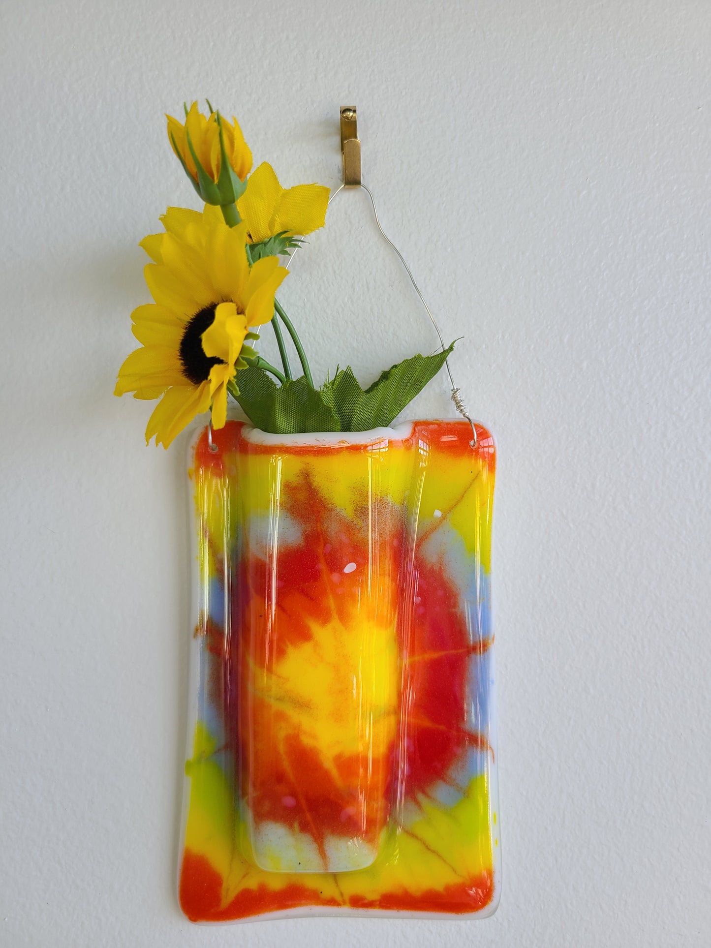 Tie Dyed Pocket Wall Vase.